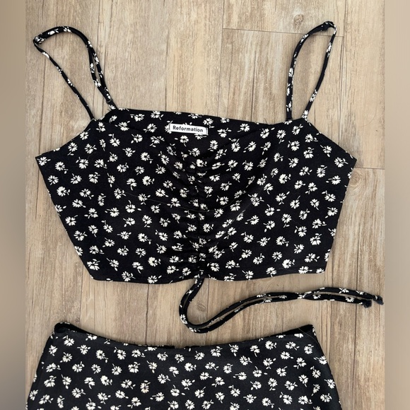 Reformation Ali Black Brandy Two Piece Skirt Crop Set Size 2 - Picture 4 of 7